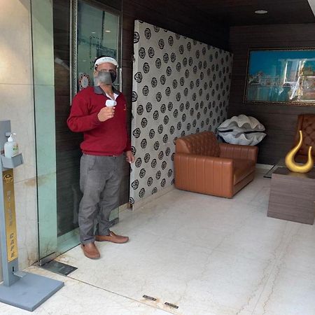 纳鲁拉斯奥鲁姆酒店 阿姆利则 外观 照片
