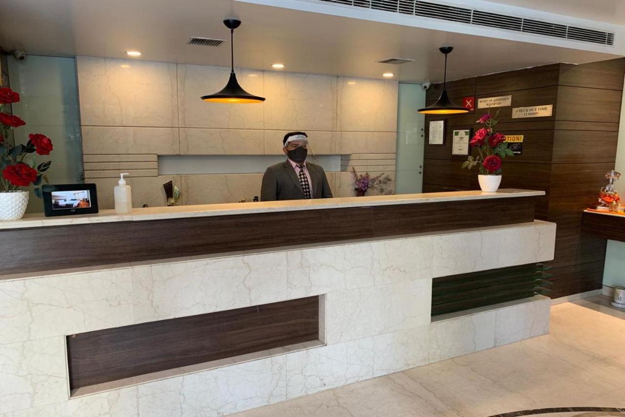 纳鲁拉斯奥鲁姆酒店 阿姆利则 外观 照片